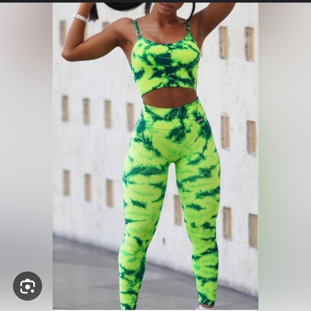 Bombshell Sportswear Tie-Dye Seamless Set